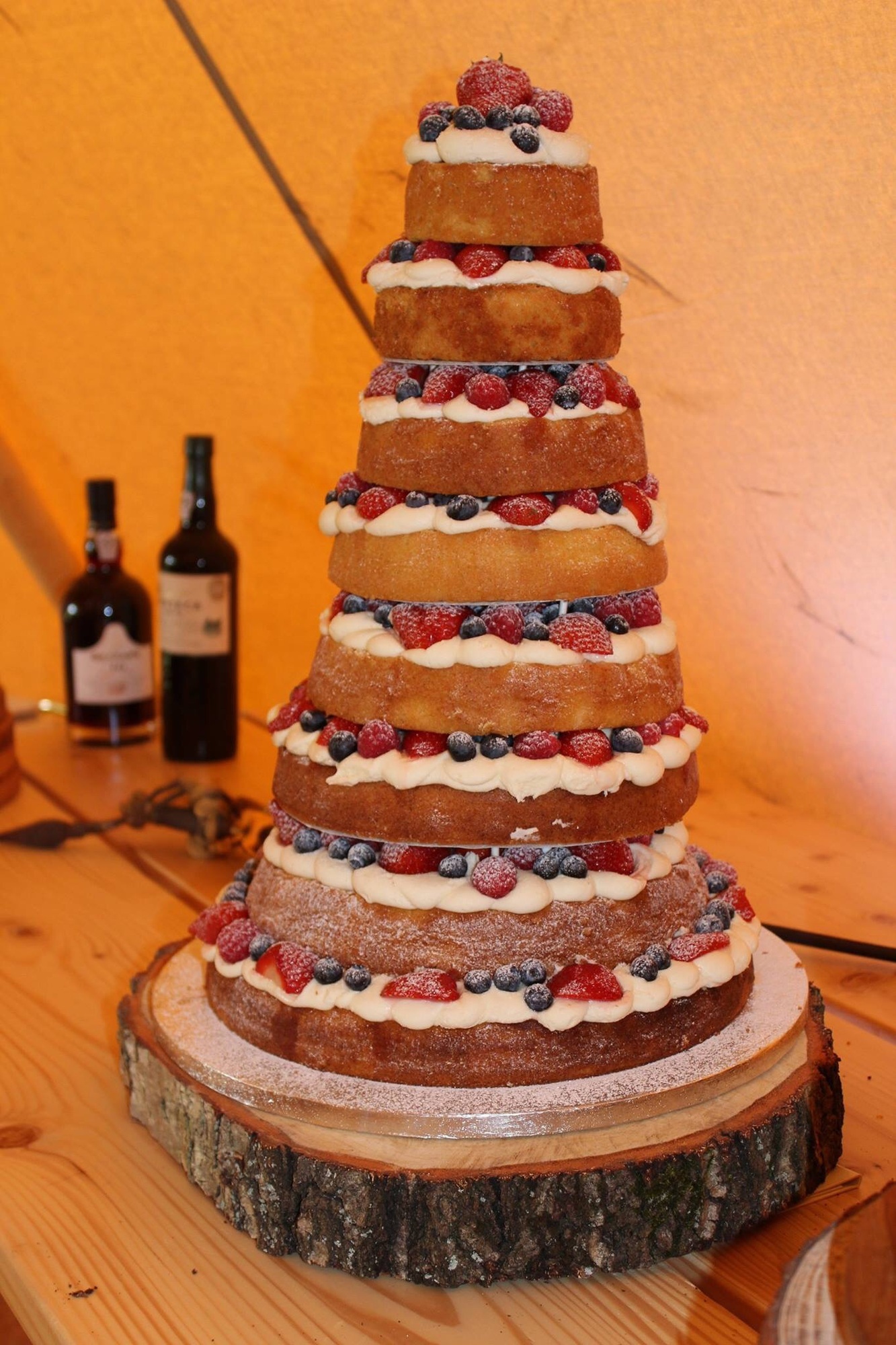 Wealden Cake Company Wedding Cakes And Catering In Etchingham East Sussex