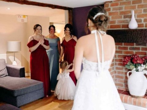 Reveal the dress - Knockerdown Wedding Village