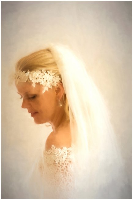 Bride with the canvas look texture - Eyes2Me Photography