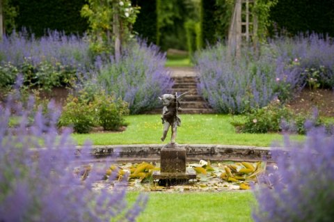 Circular sunken rose garden - Great Fosters