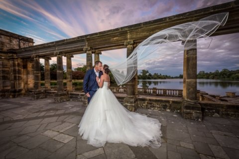 Hever Castle weding photography - William Evans Photography